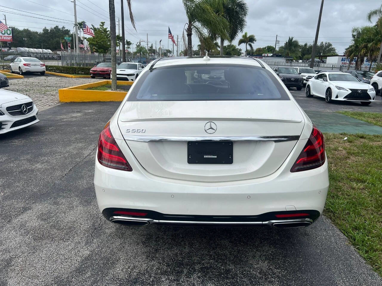 Used 2019 Mercedes-Benz S 560 Sedan image 6