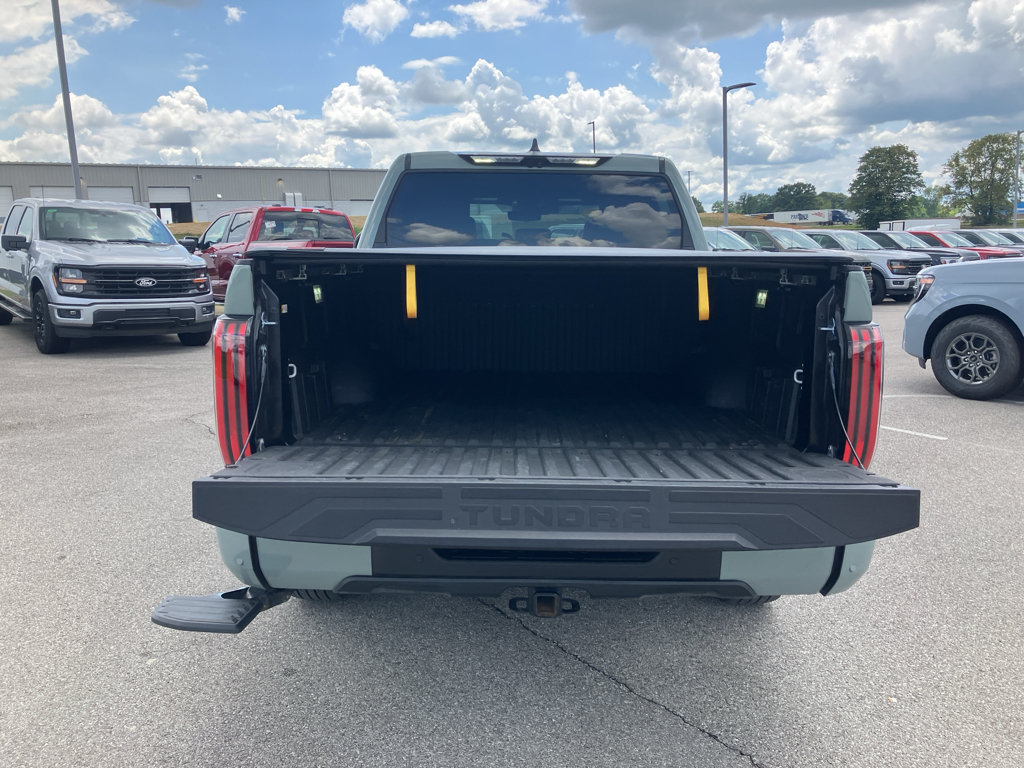 Used 2025 Toyota Tundra Platinum AWD/4WD image 27