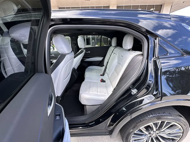 Certified 2024 Cadillac XT4 Sport FWD image 29