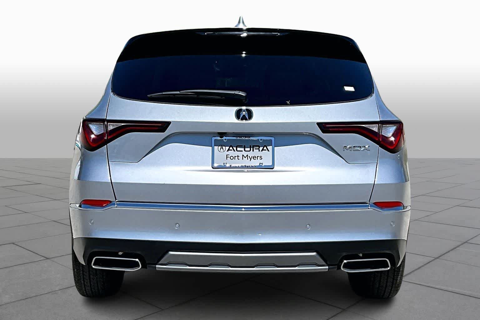 Certified 2026 Acura MDX w/ Technology Package FWD image 4