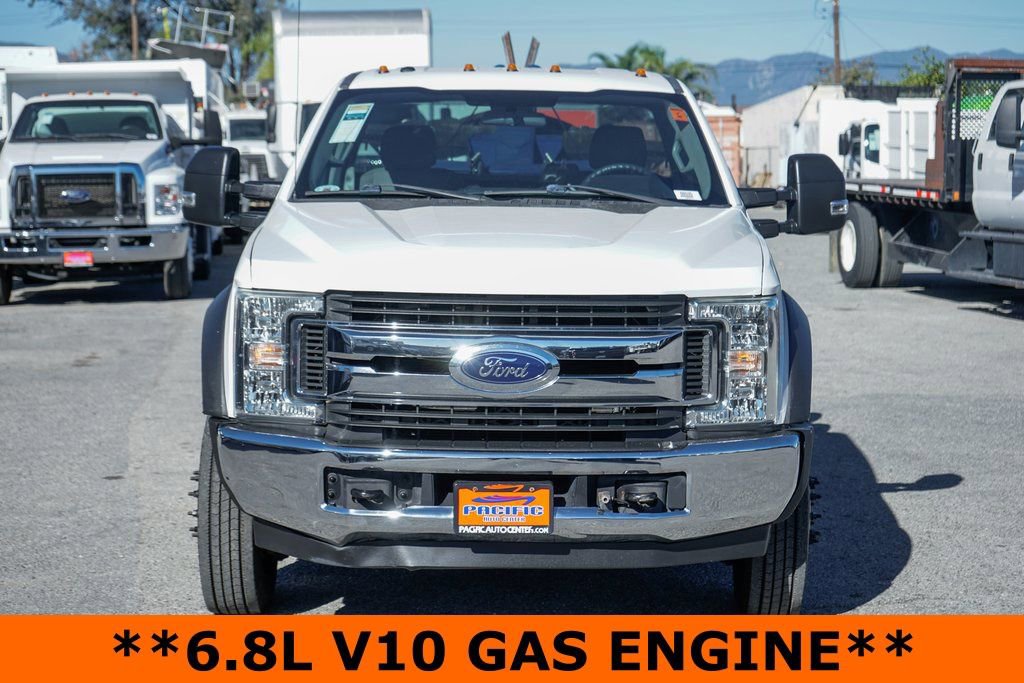 Used 2017 Ford F550 2WD Regular Cab Super Duty w/ Advanced Security Pack image 3