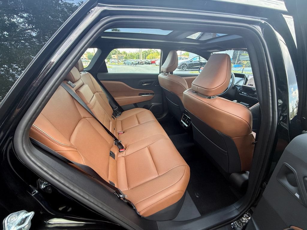Used 2026 Toyota Crown Signia w/ Advanced Technology Package AWD/4WD image 30
