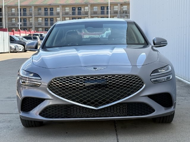 Used 2023 Genesis G70 2.0T RWD image 7