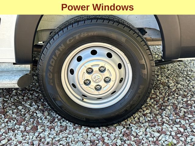 Used 2023 RAM ProMaster 2500 FWD image 9
