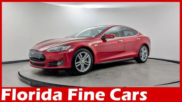 Used 2013 Tesla Model S Performance image 1