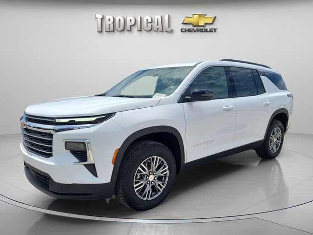 Used 2025 Chevrolet Traverse LT FWD image 1