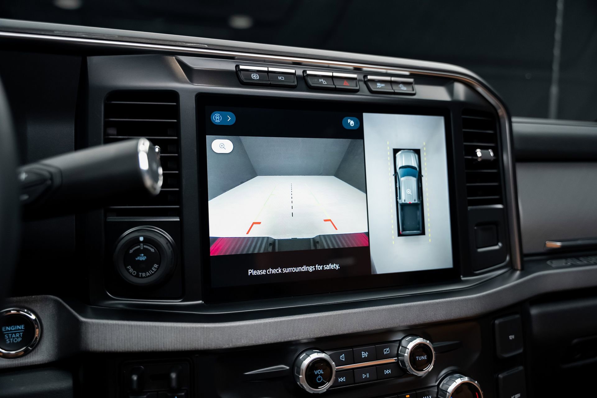 Used 2024 Ford F250 Platinum w/ Tremor Off-Road Package image 54