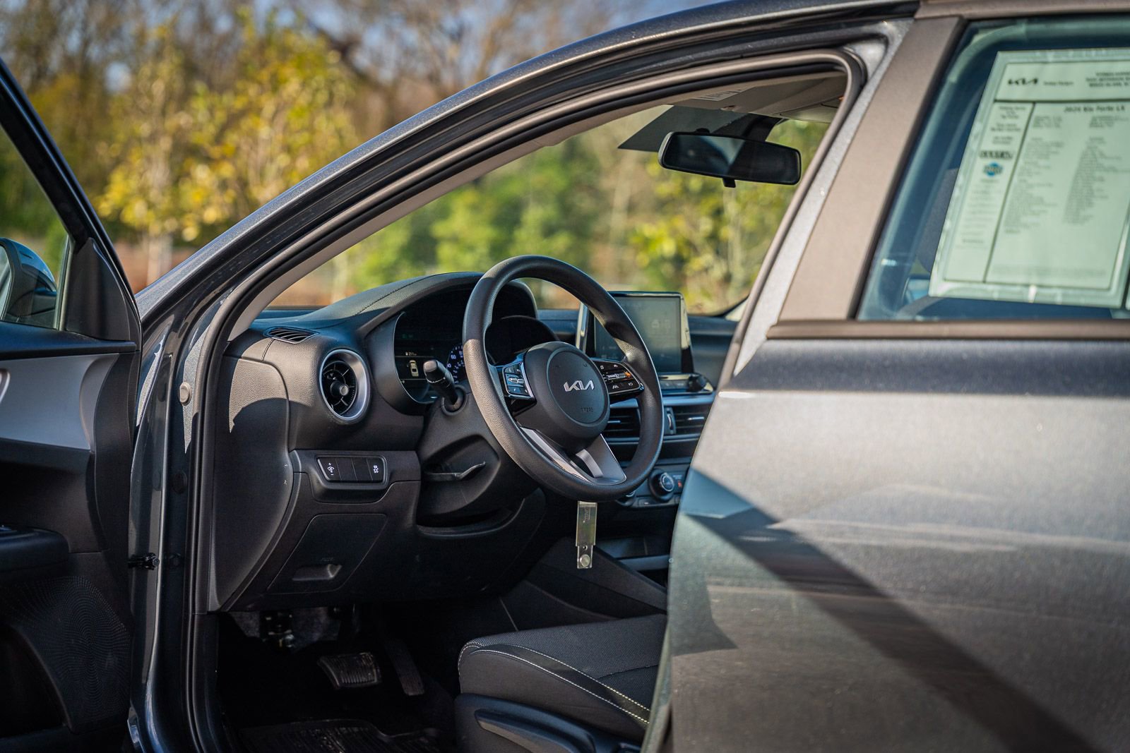 Used 2024 Kia Forte LX image 19
