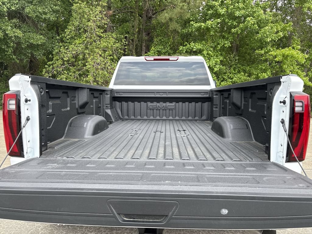 New 2026 GMC Sierra 3500 SLE w/ SLE Value Package AWD/4WD image 27