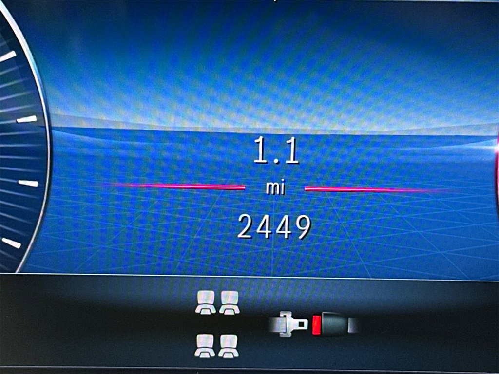 Used 2024 Mercedes-Benz GLS 450 4MATIC image 4