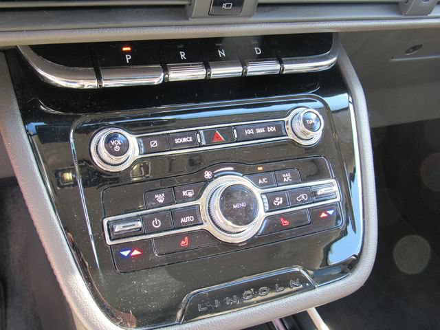 Used 2022 Lincoln Corsair FWD image 26