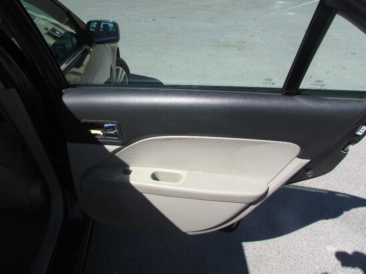 Used 2006 Ford Fusion SEL image 40
