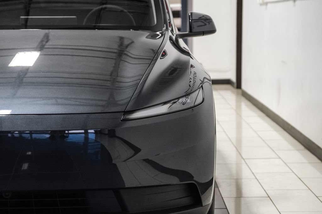 Used 2026 Tesla Model Y 2WD image 45
