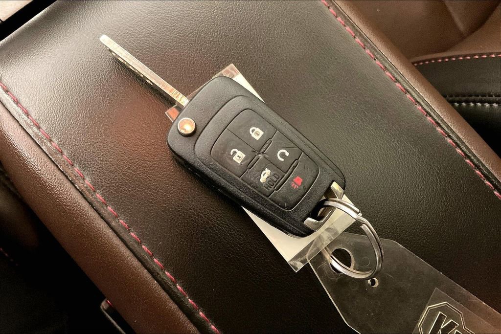 Used 2014 GMC Terrain SLT w/ Cargo Package image 14