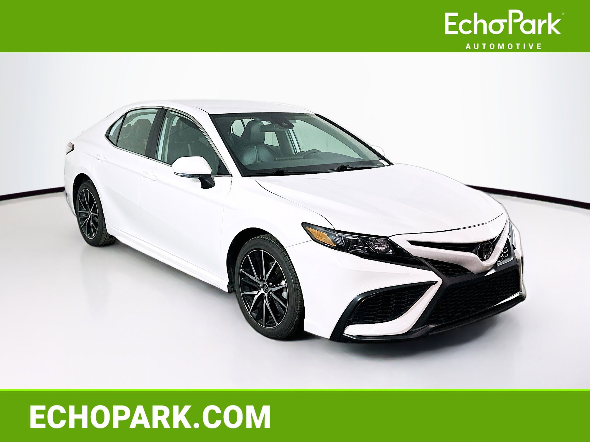 Used 2023 Toyota Camry SE