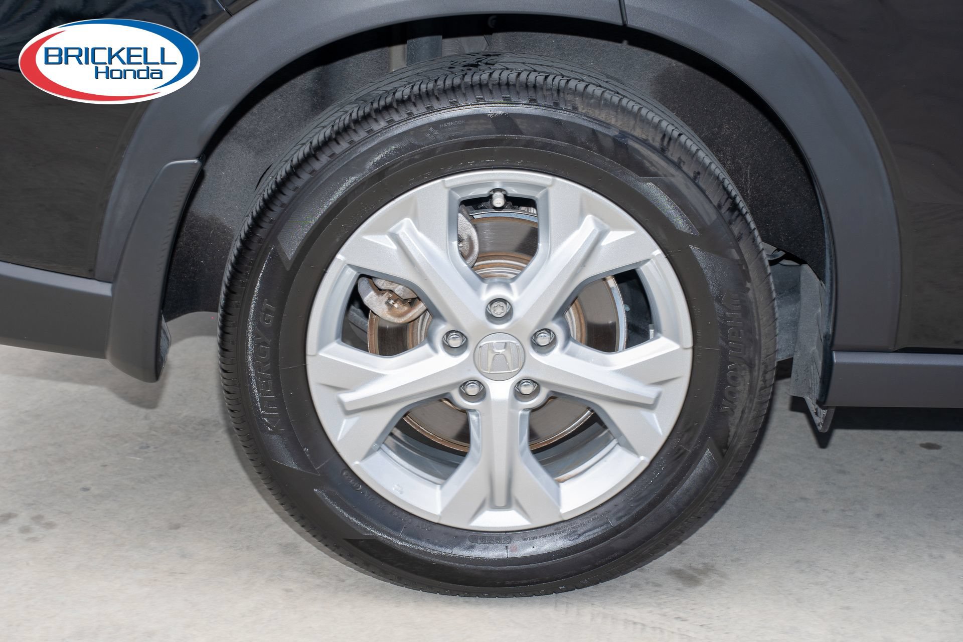Certified 2024 Honda HR-V LX image 40