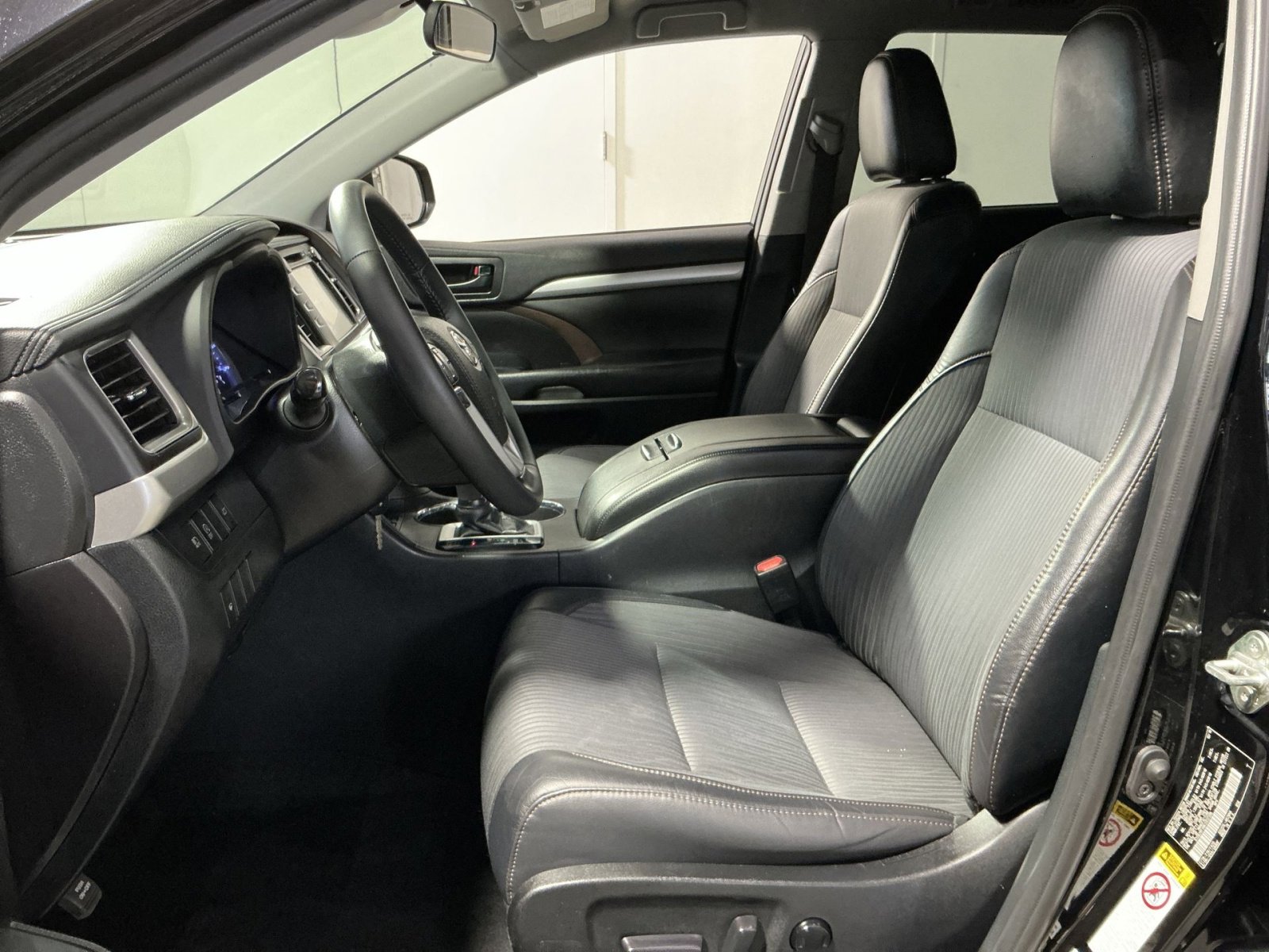 Used 2019 Toyota Highlander Plus image 21