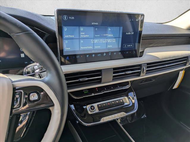 New 2026 Lincoln Corsair Reserve image 11