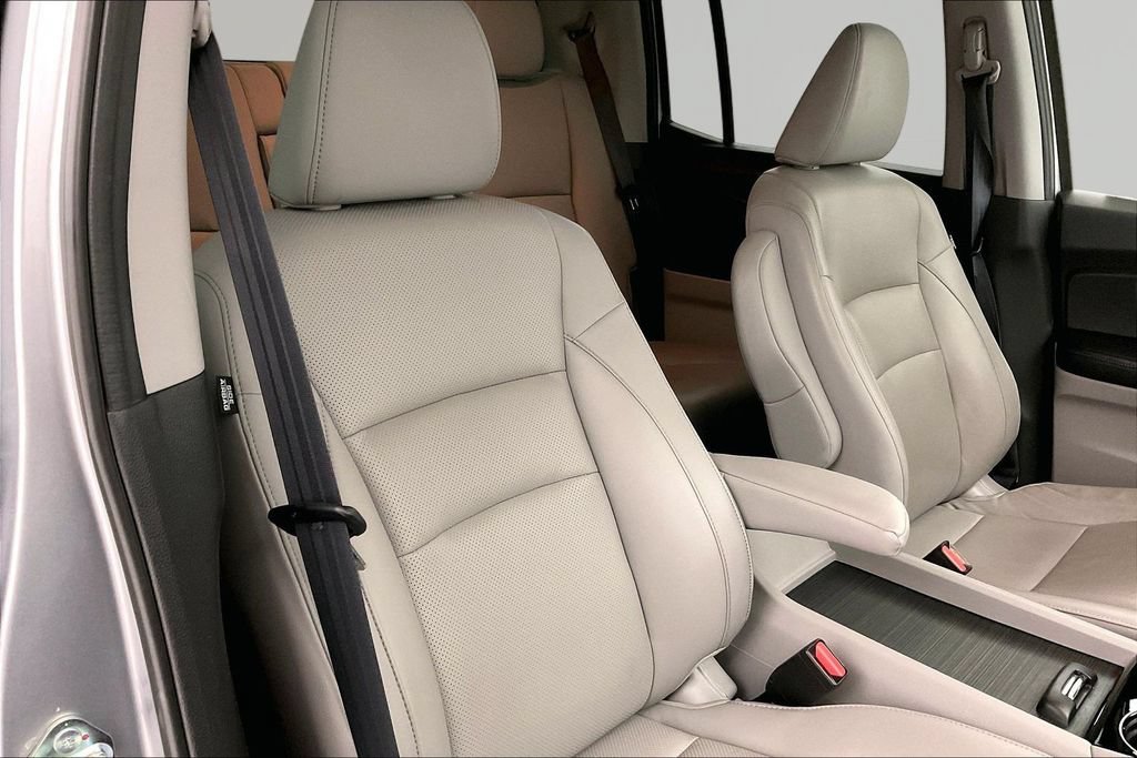 Used 2020 Honda Ridgeline RTL-E image 25
