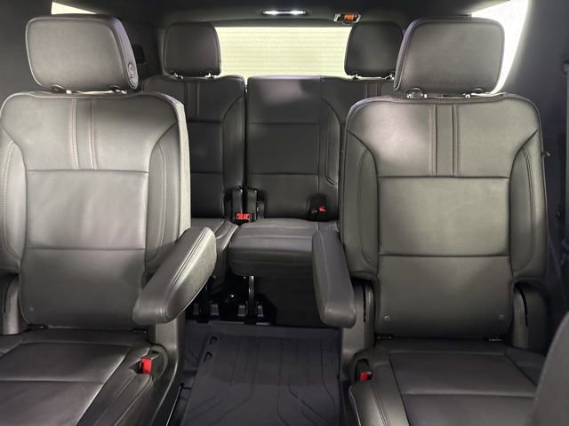 Used 2024 Chevrolet Tahoe RST w/ Luxury Package AWD/4WD image 43