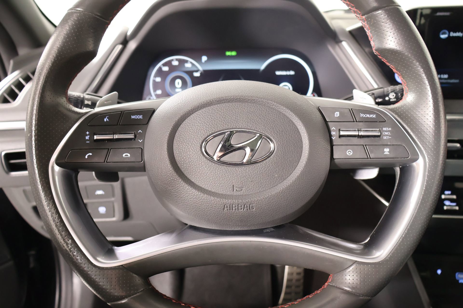 Used 2022 Hyundai Sonata SEL Plus FWD image 3