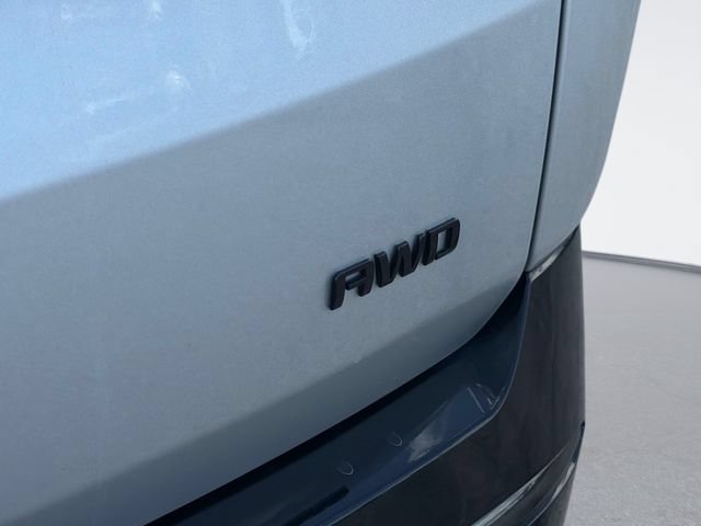 Used 2021 Chevrolet Traverse Premier w/ Redline Edition AWD/4WD image 12