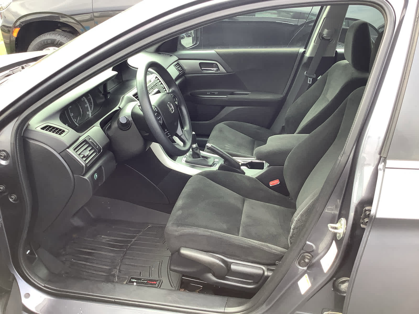 Used 2013 Honda Accord LX image 6