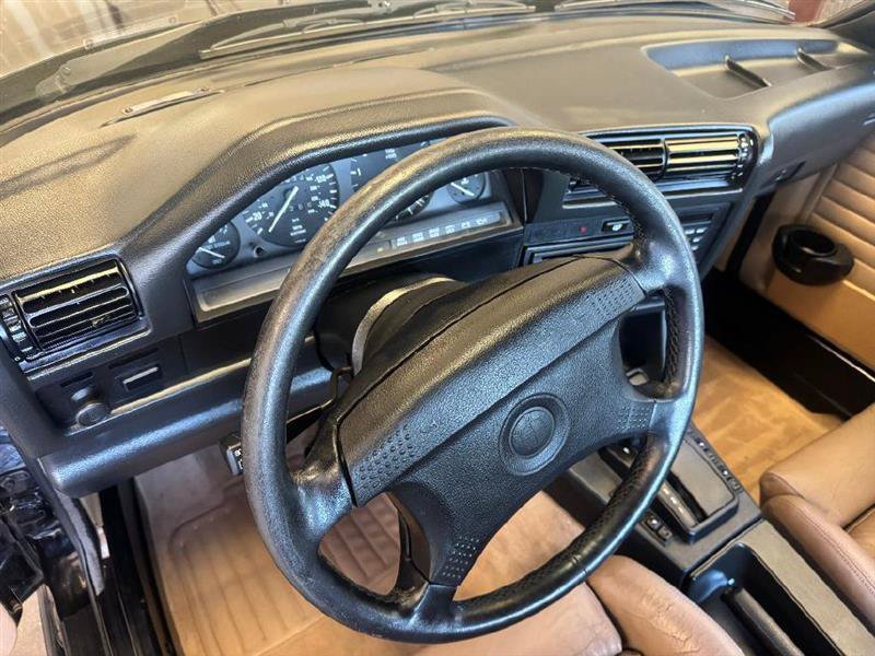 Used 1991 BMW 325i Convertible RWD image 38