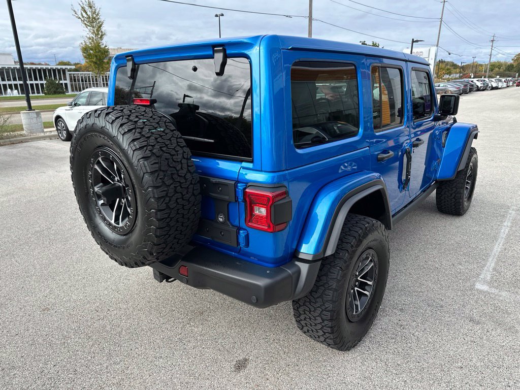 Used 2024 Jeep Wrangler Unlimited Rubicon AWD/4WD image 8