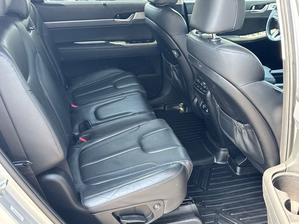 Used 2022 Hyundai Palisade SEL w/ 8P Bench Seat Package FWD image 15