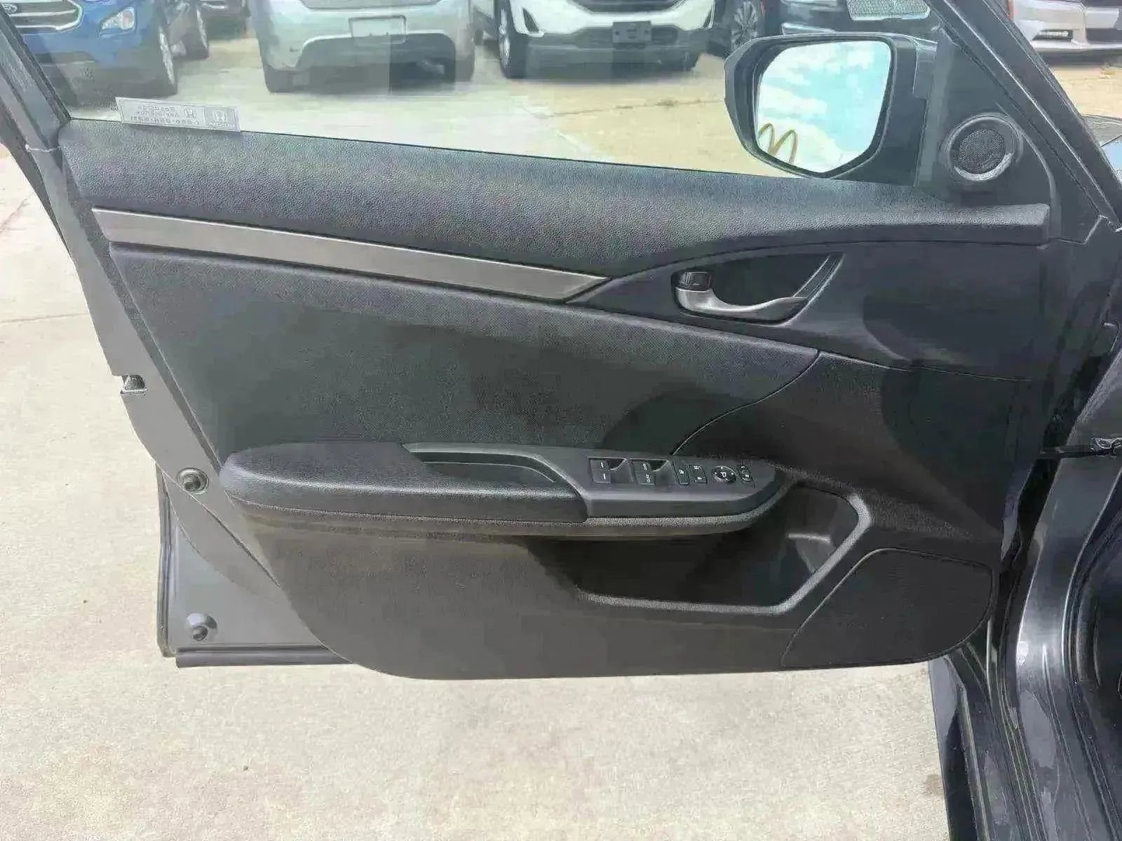 Used 2021 Honda Civic Sport image 36