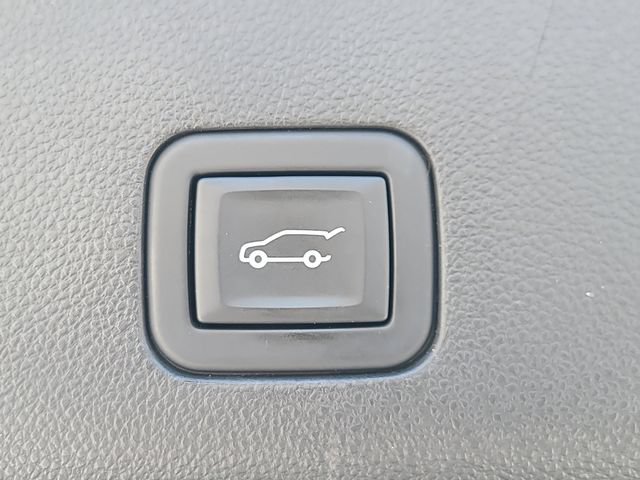 Used 2023 Cadillac Escalade ESV Premium Luxury AWD/4WD image 9