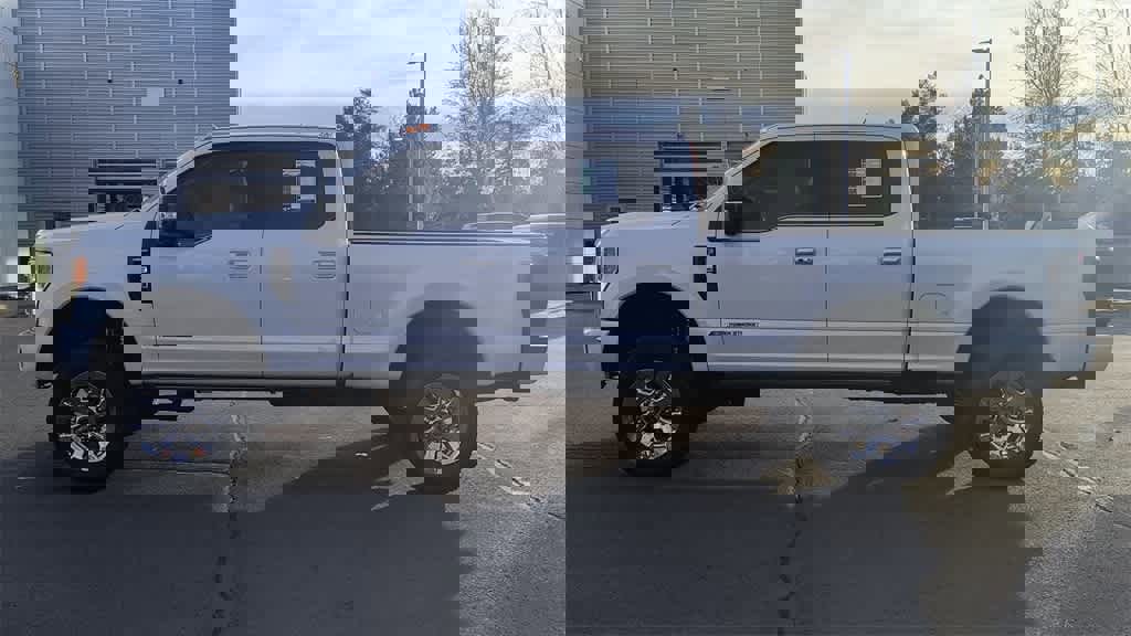 Used 2019 Ford F350 Limited w/ FX4 Off-Road Package image 5