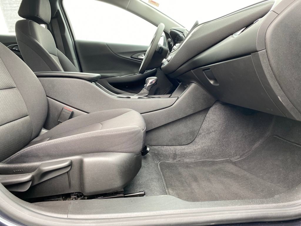 Used 2023 Chevrolet Malibu LS FWD image 11