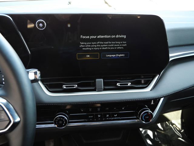 Used 2025 Chevrolet Equinox LT image 21