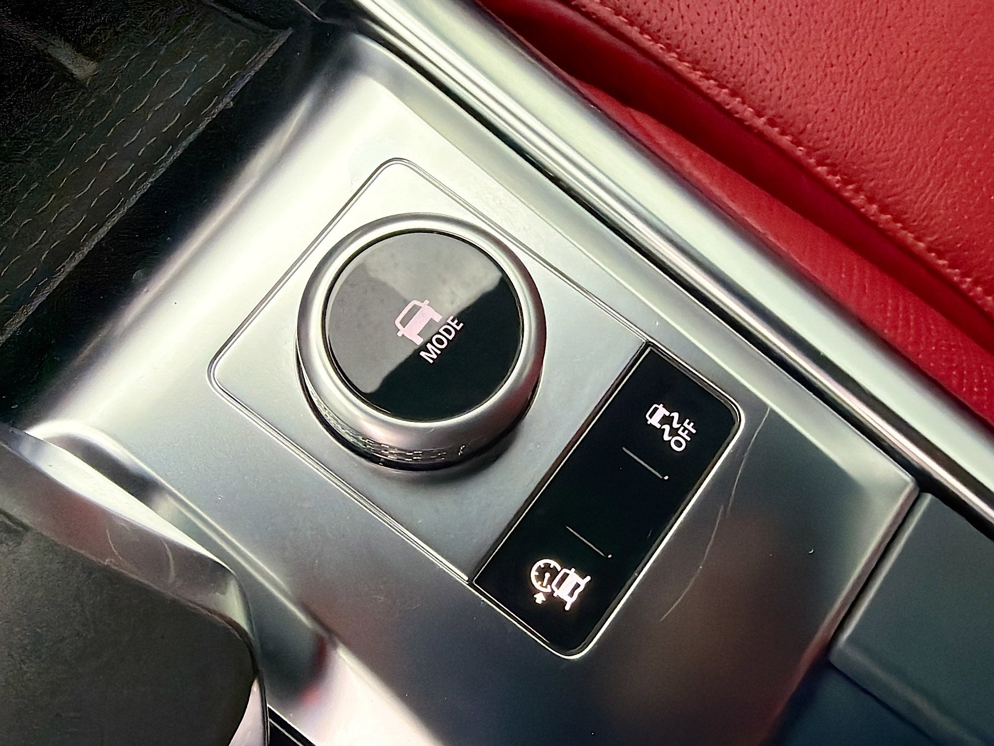 Used 2024 Jaguar XF R-Dynamic SE image 30