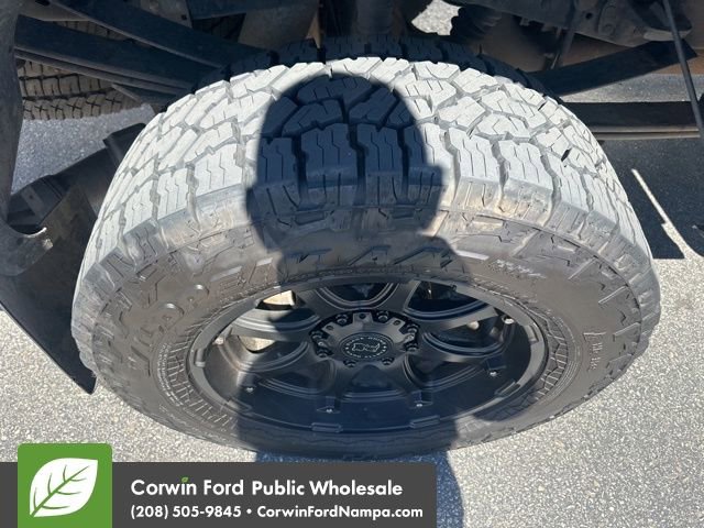 Used 2014 Ford F350 Lariat w/ FX4 Off-Road Package AWD/4WD image 9