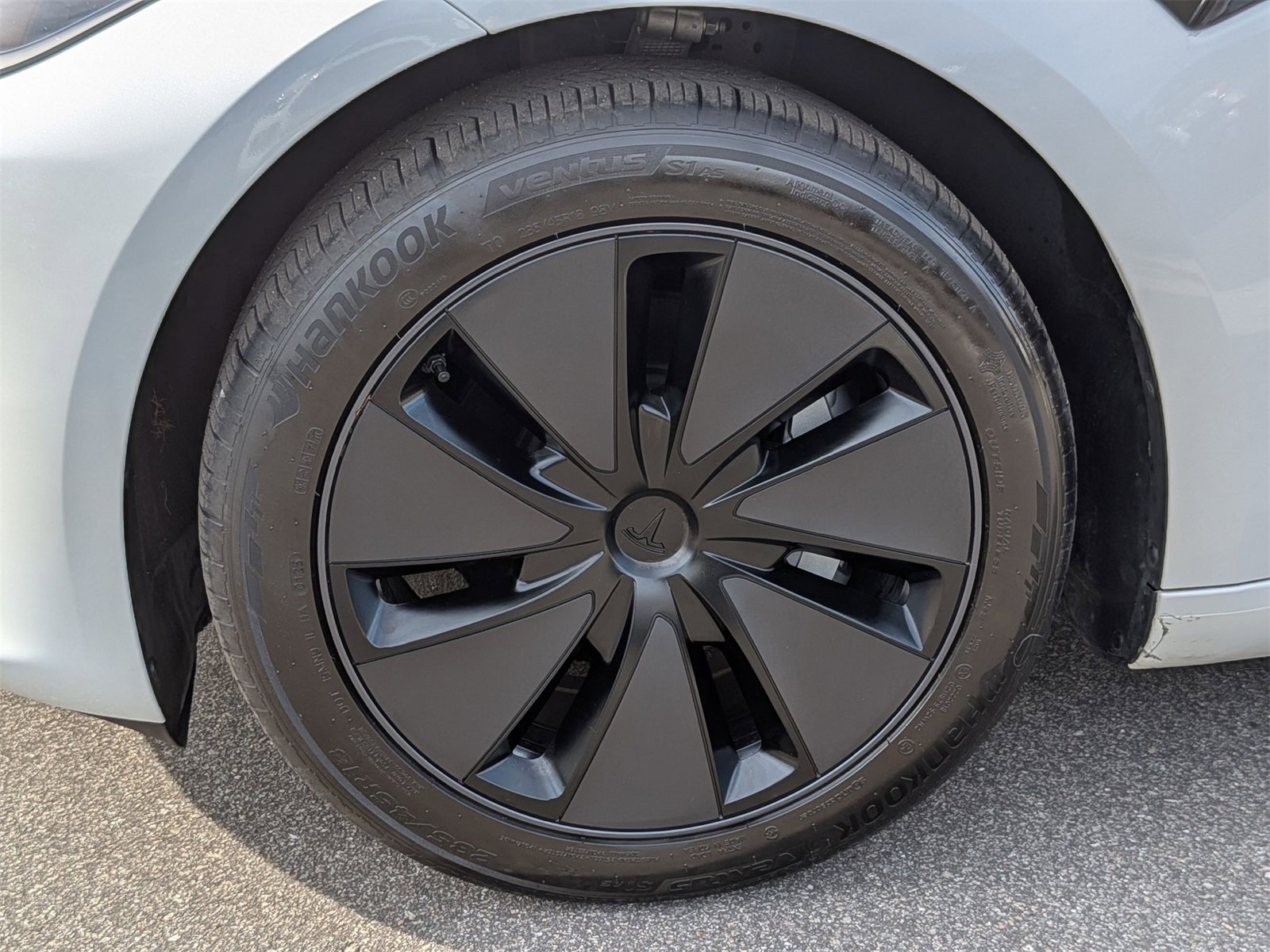 Used 2025 Tesla Model 3 Long Range image 10