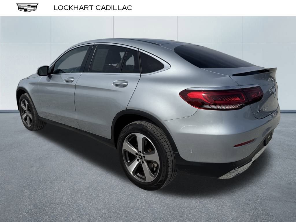 Used 2023 Mercedes-Benz GLC 300 4MATIC Coupe image 4