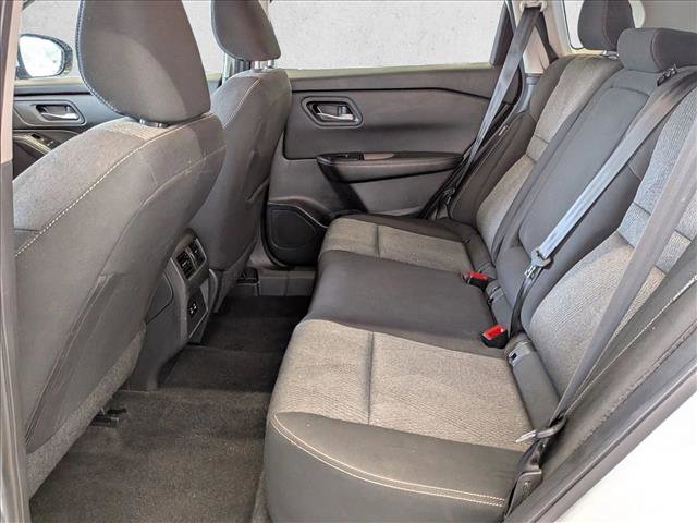 Used 2024 Nissan Rogue SV image 18
