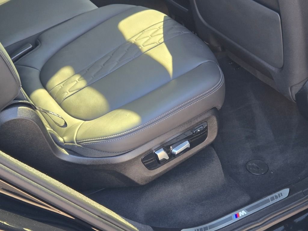 Used 2024 BMW X7 M60i w/ Executive Package AWD/4WD image 16