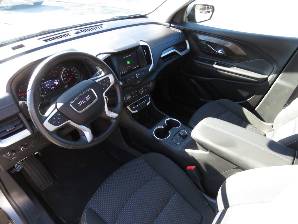 Used 2023 GMC Terrain SLE w/ Driver Convenience Package AWD/4WD image 11