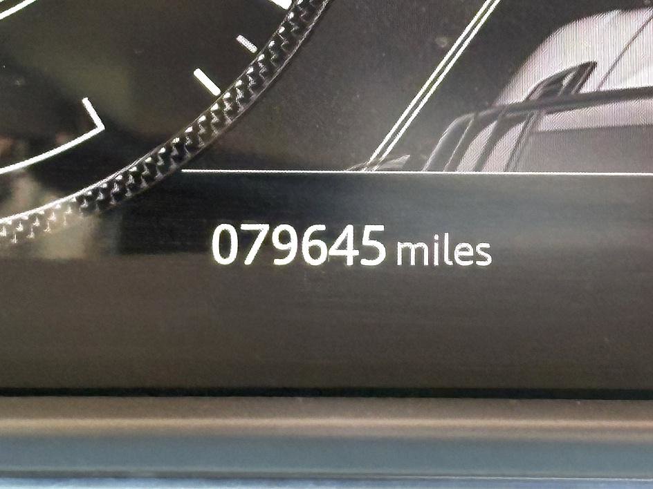 Used 2020 Land Rover Range Rover Sport SVR image 23