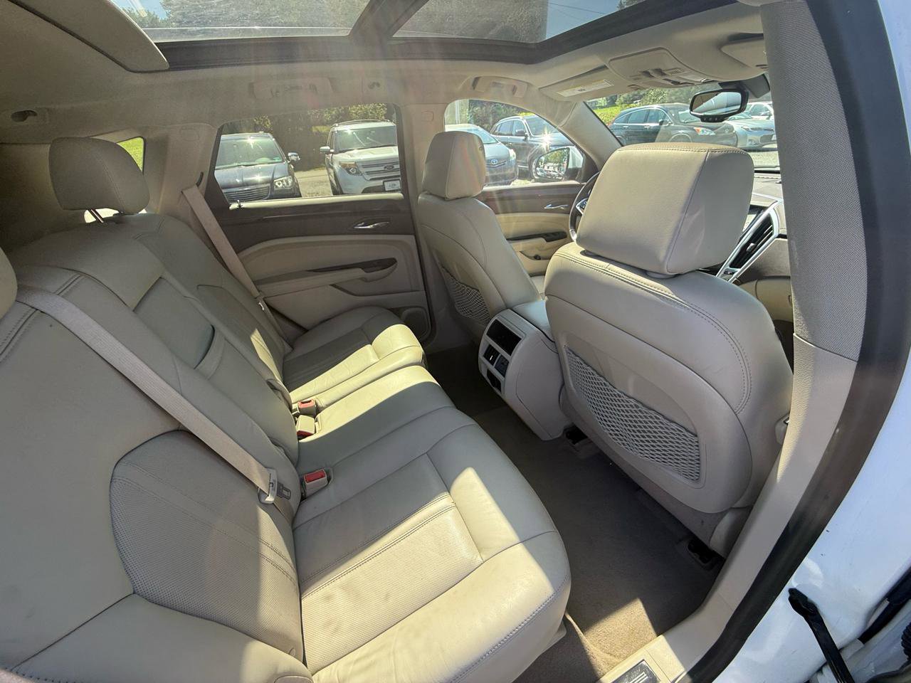Used 2015 Cadillac SRX Luxury FWD image 18