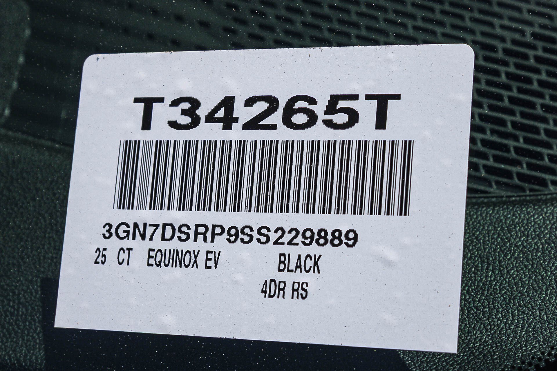 Used 2025 Chevrolet Equinox EV RS image 28