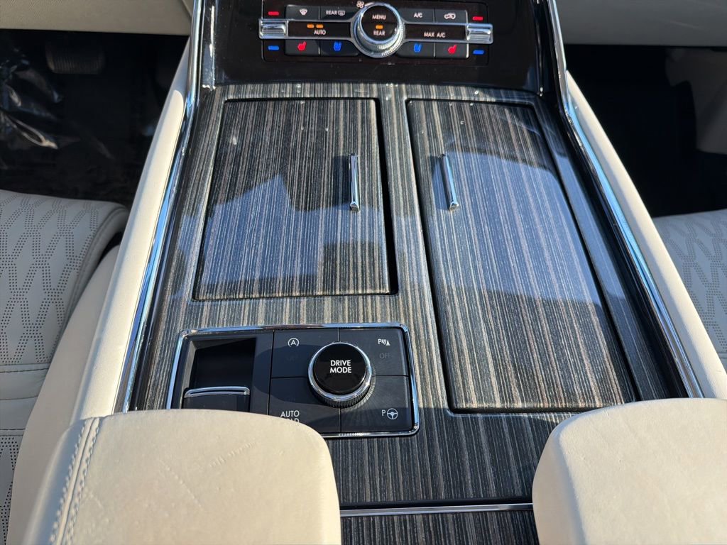 Used 2021 Lincoln Navigator Black Label image 31