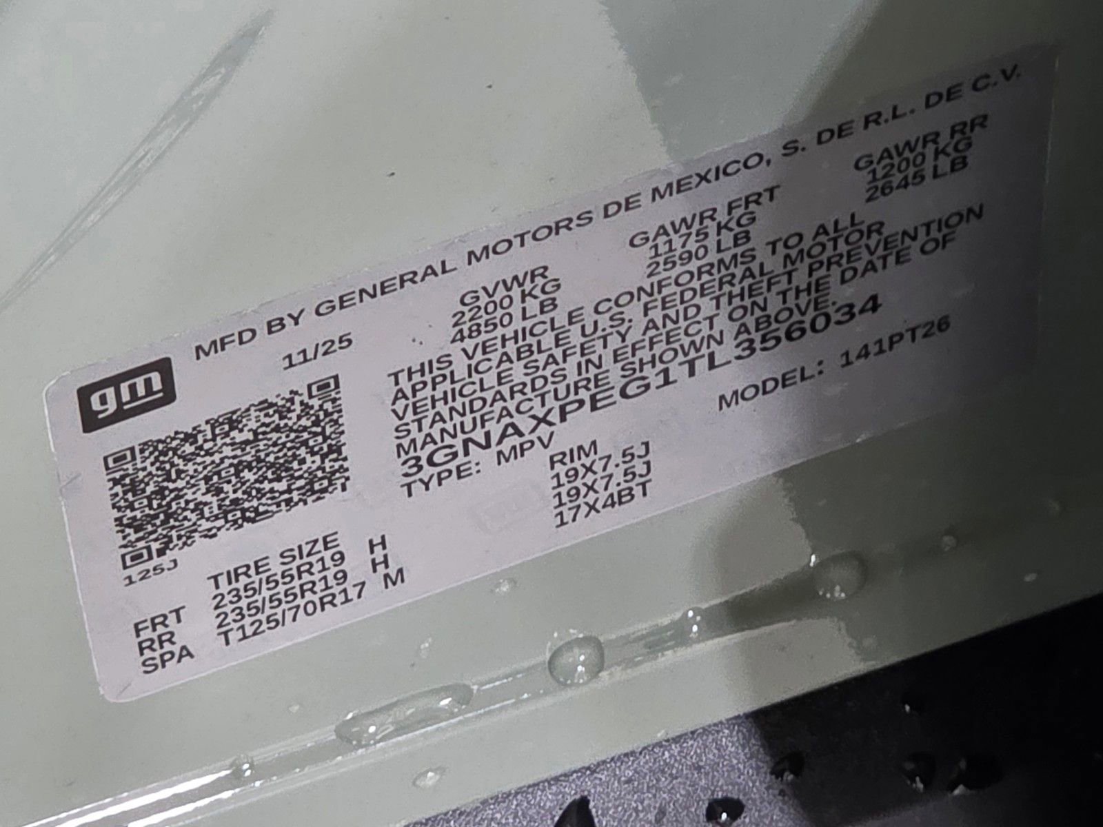 New 2026 Chevrolet Equinox LT w/ Convenience Package II AWD/4WD image 33