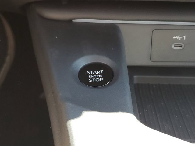 New 2026 Nissan Sentra SV w/ SV Convenience Package FWD image 32