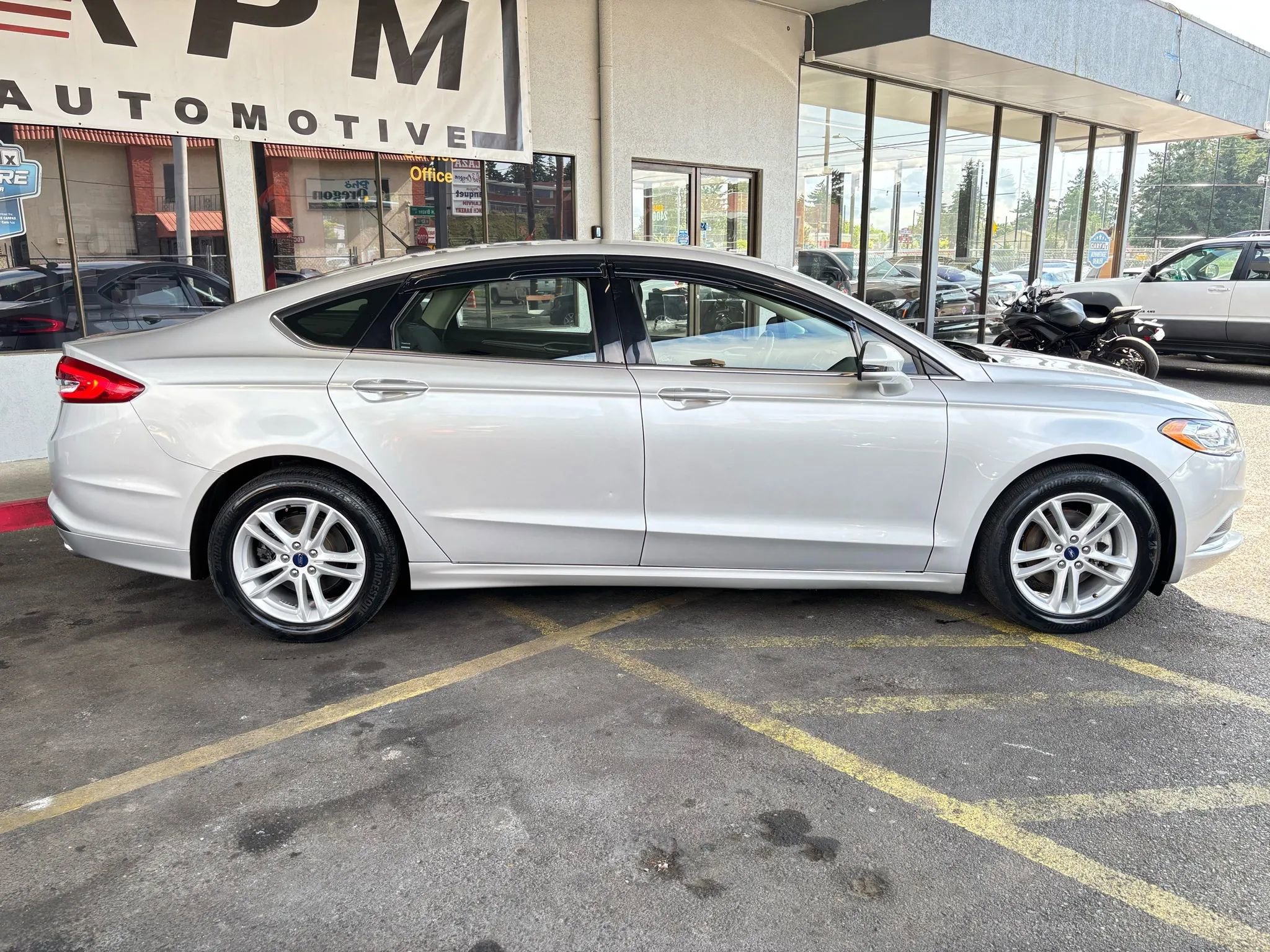 Used 2018 Ford Fusion SE image 8