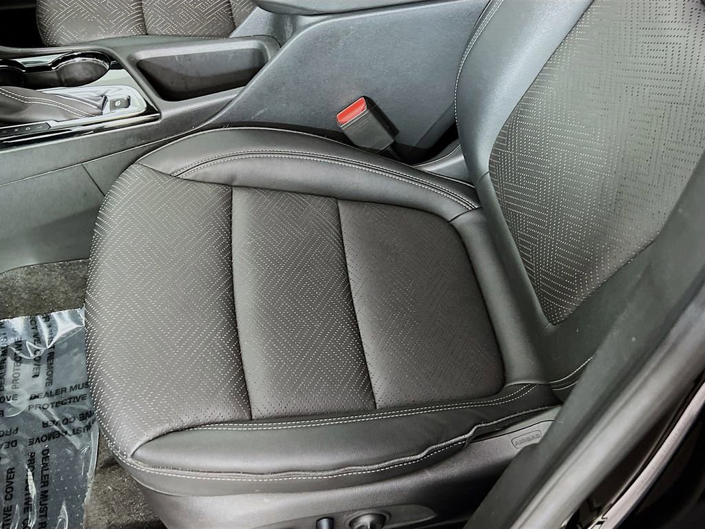 Used 2023 Buick Encore GX Essence w/ Experience Buick Package AWD/4WD image 18